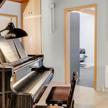 Stilvoller Bauhaus Mit Sauna In Lueneburger Heide Fuer 8 Gaeste 펜션