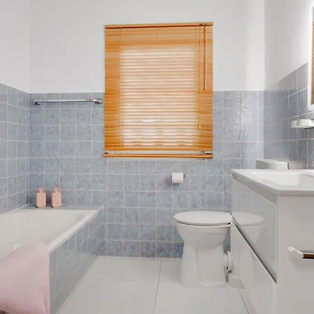 Stilvoller Bauhaus Mit Sauna In Lueneburger Heide Fuer 8 Gaeste 펜션 *