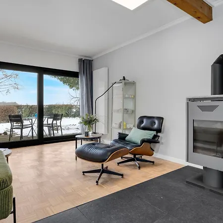 Holiday home Stilvoller Bauhaus Mit Sauna In Lueneburger Heide Fuer 8 Gaeste